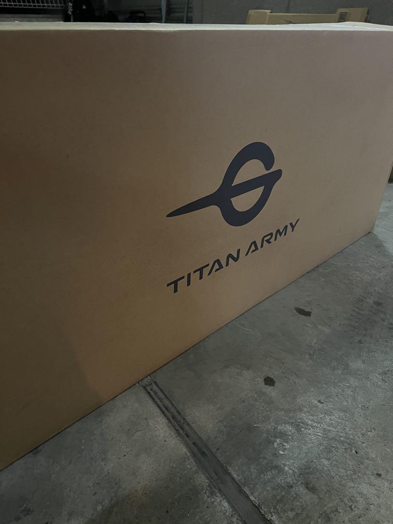 TitanView Pro 4K 32インチ