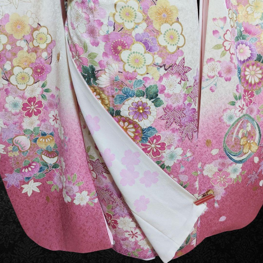 振袖フルセット(8点)・鈴乃屋・金駒刺繍・金彩加工・花模様
