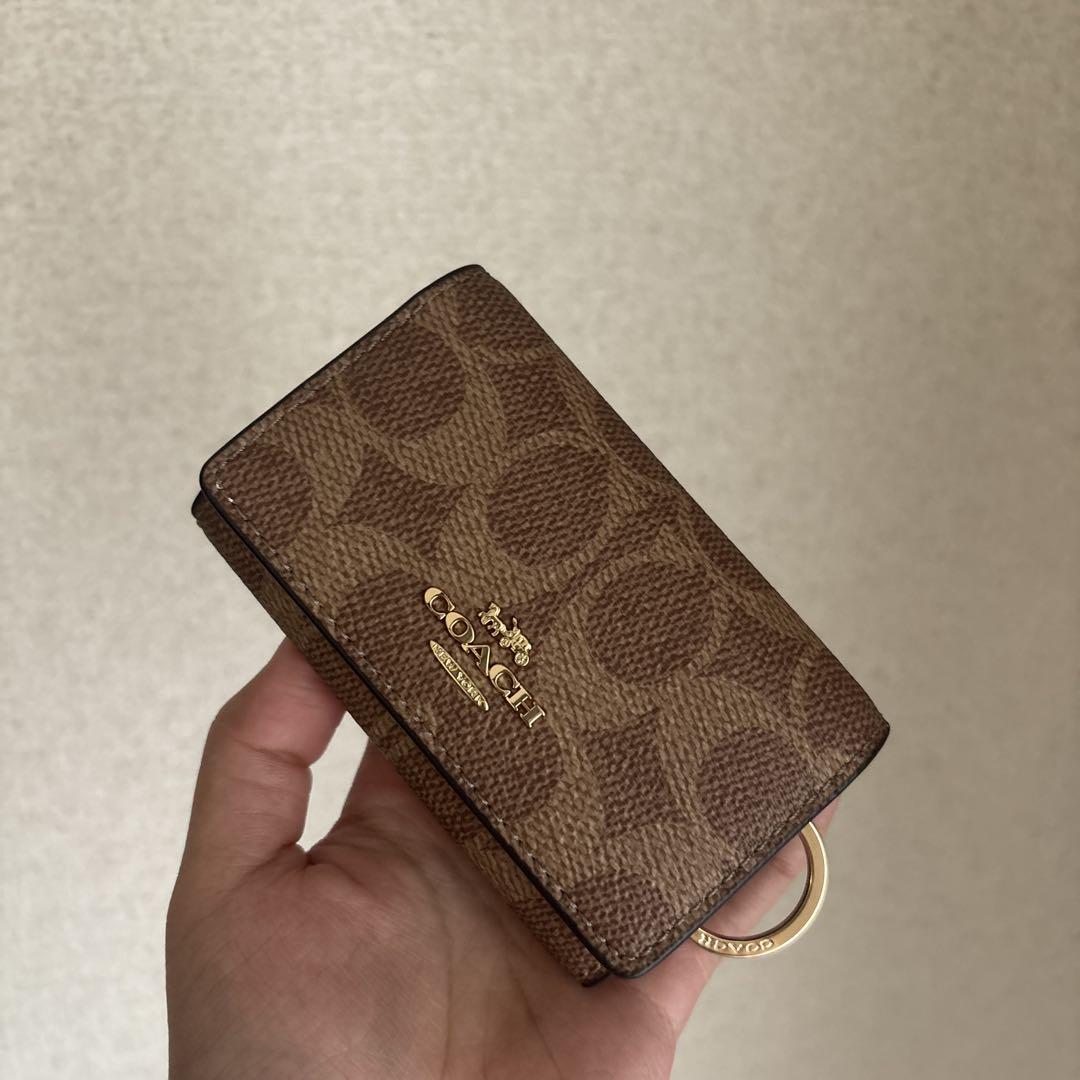 COACH コーチキーケース·シグネチャー キャンバス - メルカリ