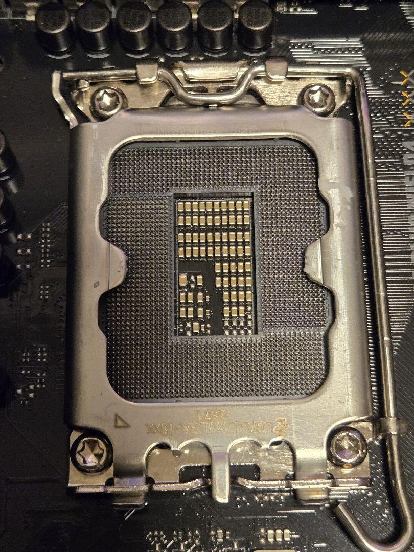 マザーボード ASUS TUF GAMING B760-PLUS WIFI D4