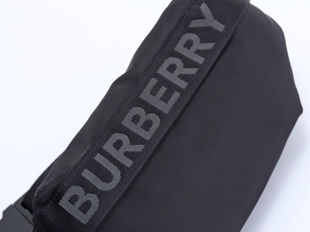 BURBERRY ボディバッグ・ウエストポーチ ブラック