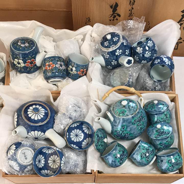 茶道具 源右衛門茶器揃 急須 湯呑茶碗5客 茶器 茶道具 源右衛門茶器揃 急須 湯呑茶碗5客 茶器 美術品