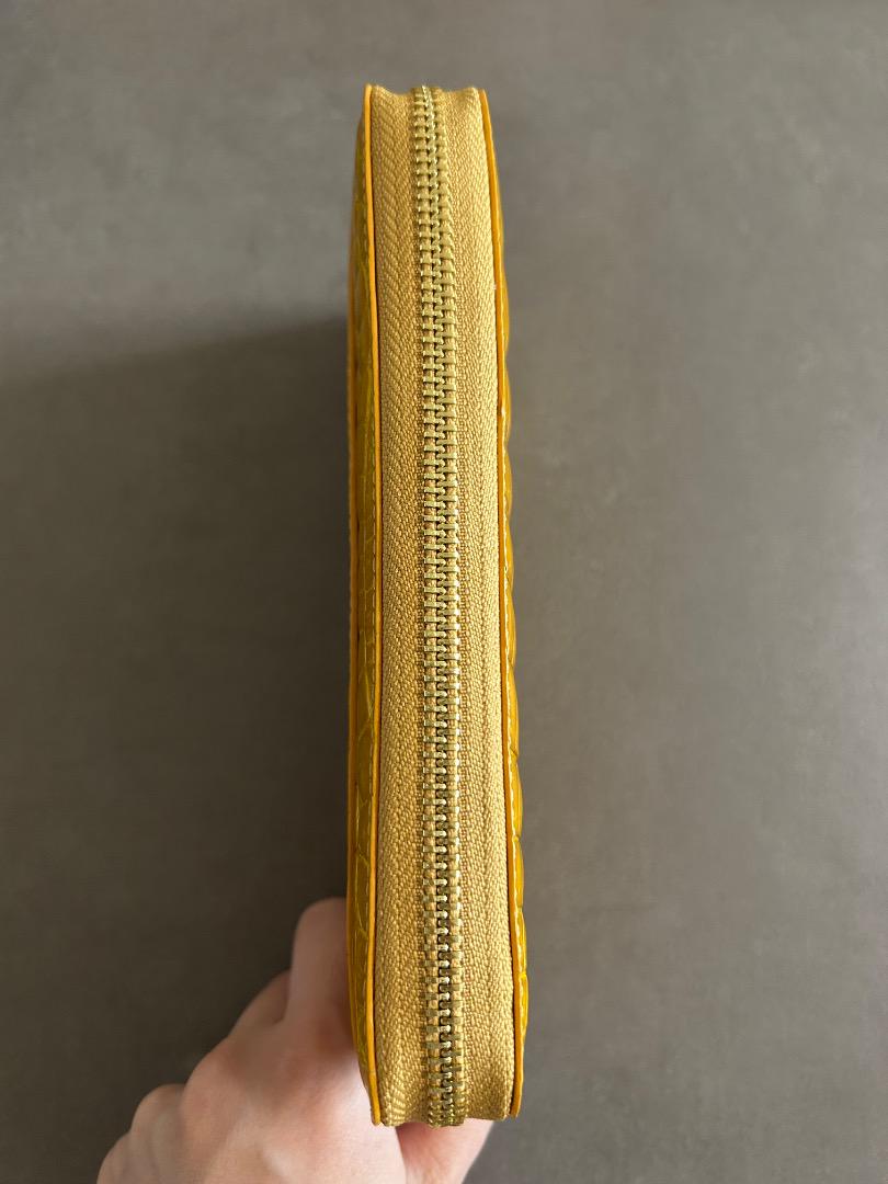 【新品未使用】クロコダイル　長財布　ヘンローン社製　本革　シャイニング