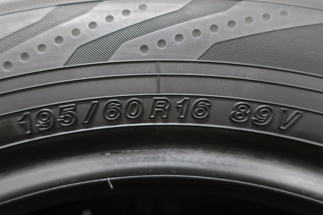 ラーメン太郎様送料込み　ヨコハマ　ブルーアース　RV03　195/60R16