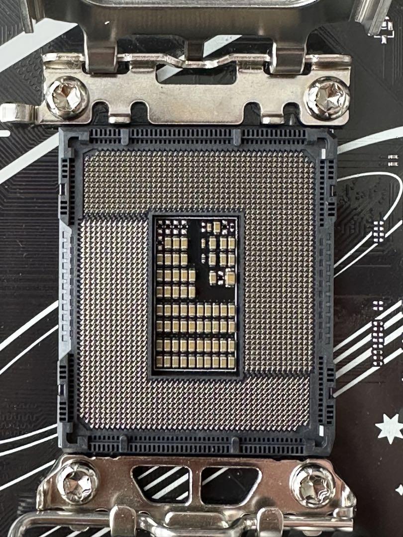 CPU ASUS B760M-A D4 + Intel Core i3-14100