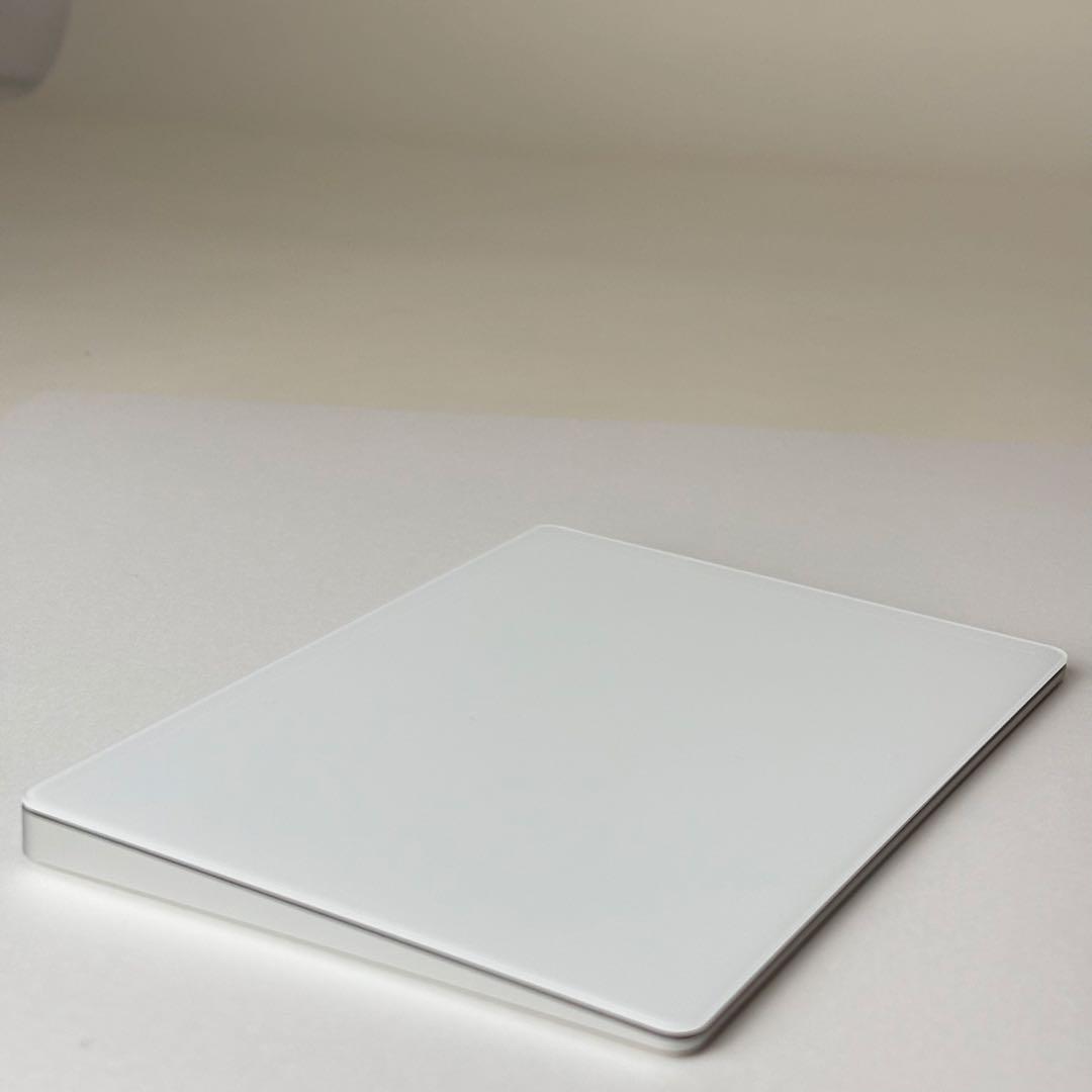 純正　Magic Trackpad2　マジックトラックパッド２