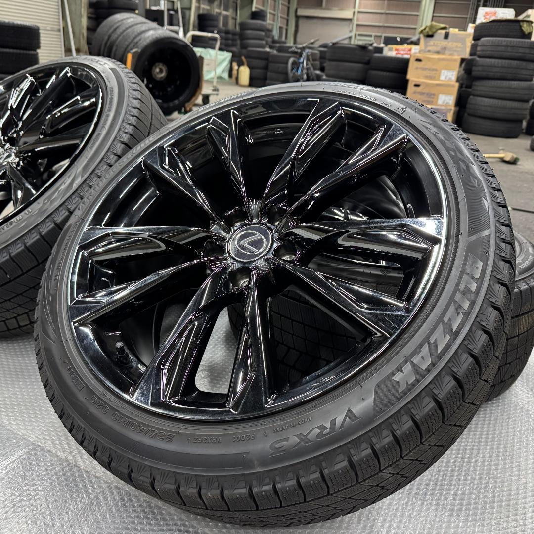 [美品] LEXUS IS350 Fスポーツ R19 VRX3 スタッドレスタ