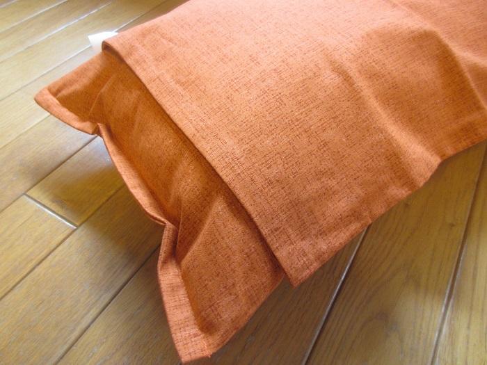 枕 そばがら枕 ソバ枕 蕎麦殻 まくらカバー付き 35X50㎝ つむぎ風 朱