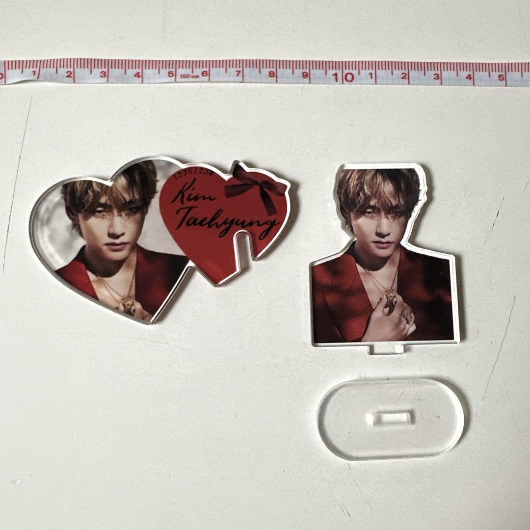 Kim Taehyung BTS Vアクリルスタンド カップホルダー ハート型
