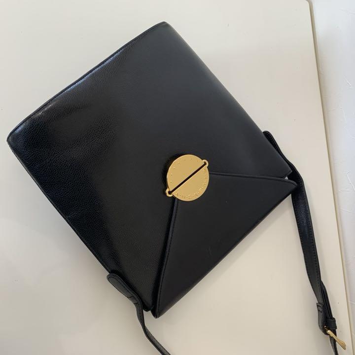 ショルダーバッグ
