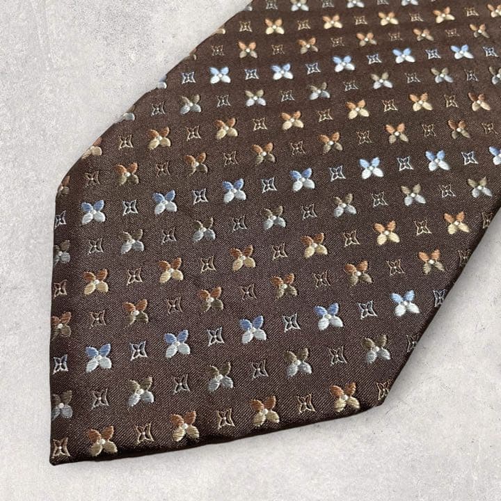 89%OFF!】【89%OFF!】美品 LOUIS VUITTON ルイヴィトン 花柄