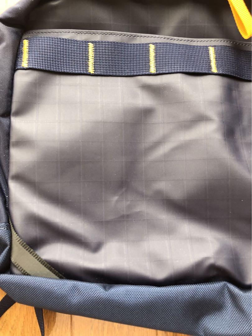 バッグ THE NORTH FACE BASE CAMP VOYAGER SLING