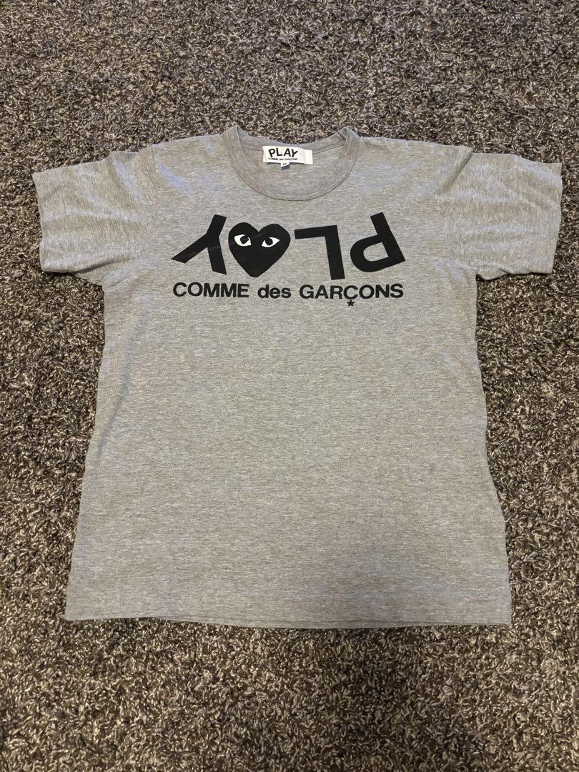 ま*る様 プレイコムデギャルソン ロゴTシャツ
