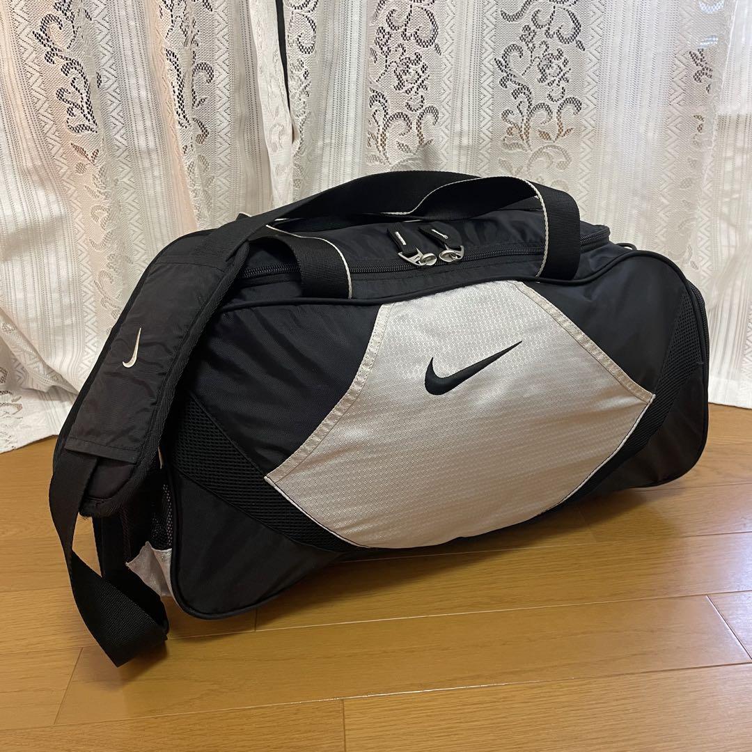 NIKE ナイキ　ボストンバッグ　ゴルフバッグ　刺繍ロゴ　2way ブラック　黒