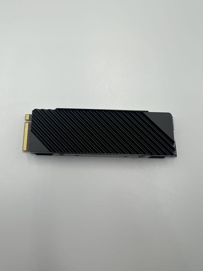 Hanye HE70 2TB M.2 ヒートシンク搭載　ps5用SSD Hanye HE70 2TB M.2 ヒートシンク搭載 ps5用SSD