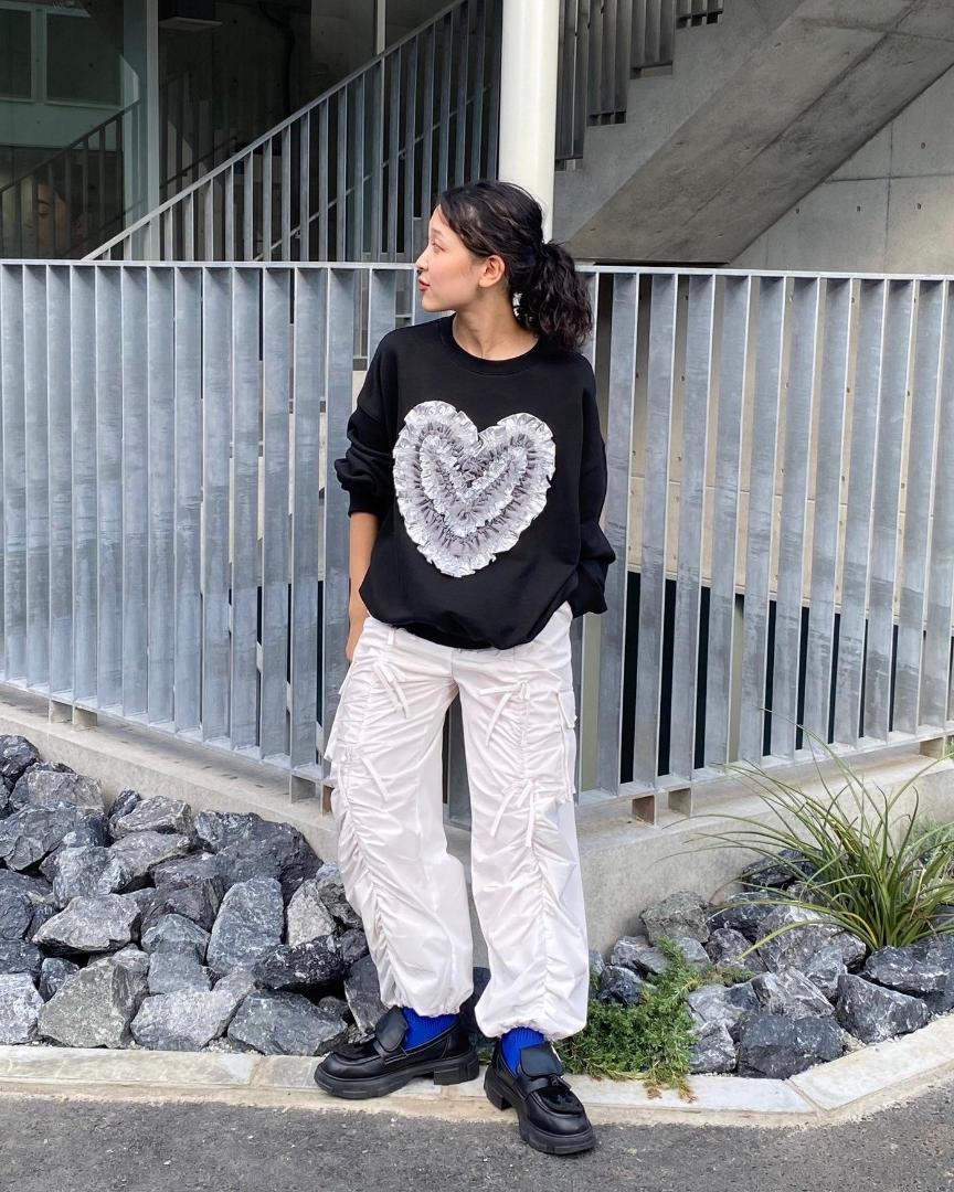 新品 POPPY Heart tulle sweatshirt (black)