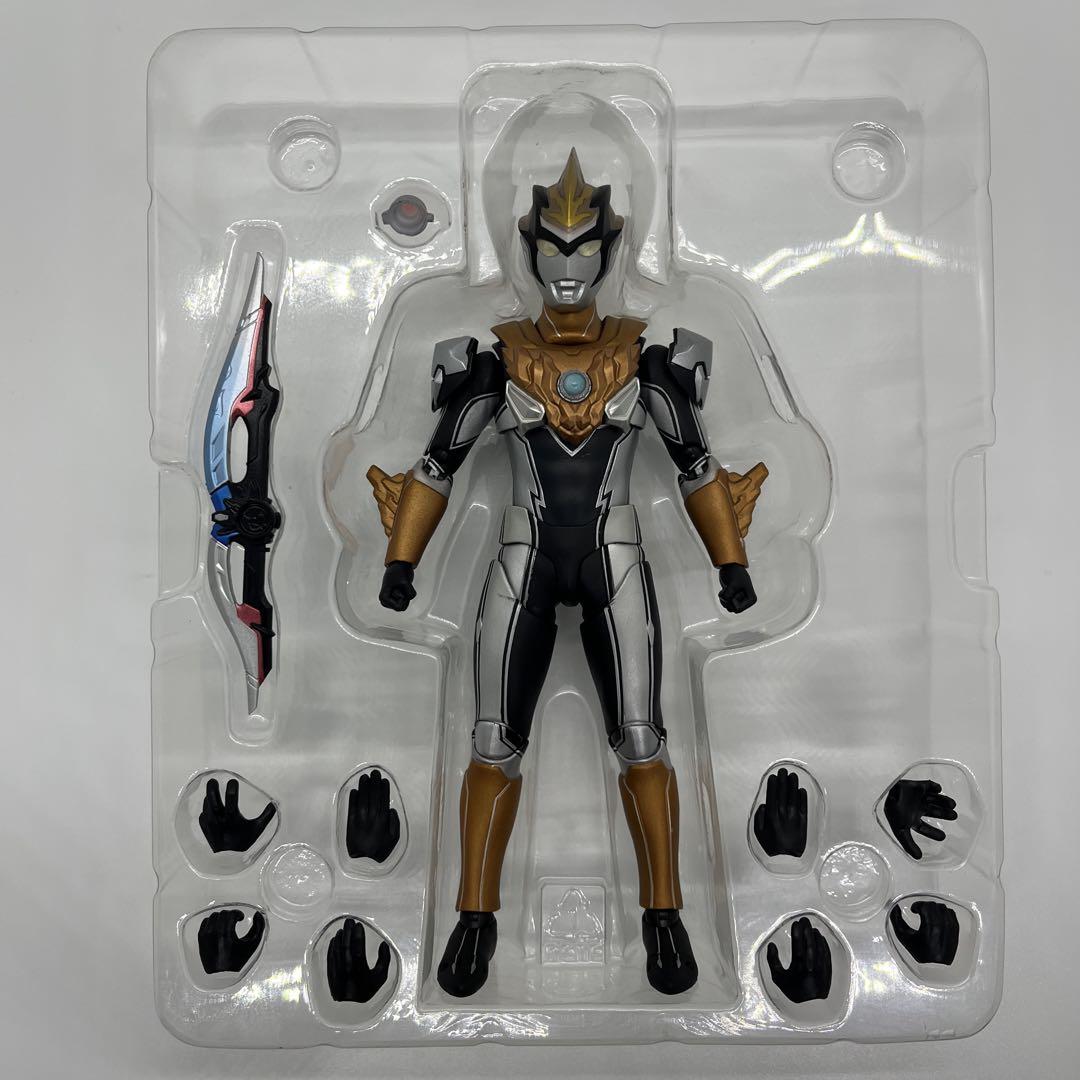 s.hフィギュアーツウルトラマンロッソ_ブル_ウインド_グランド