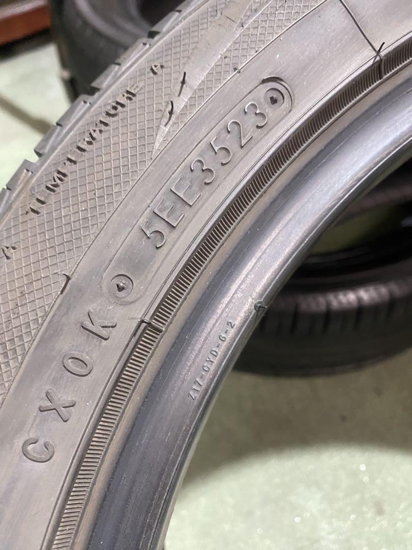 215/45R17 TOYO NANOENERGY3 plus 23年　1本