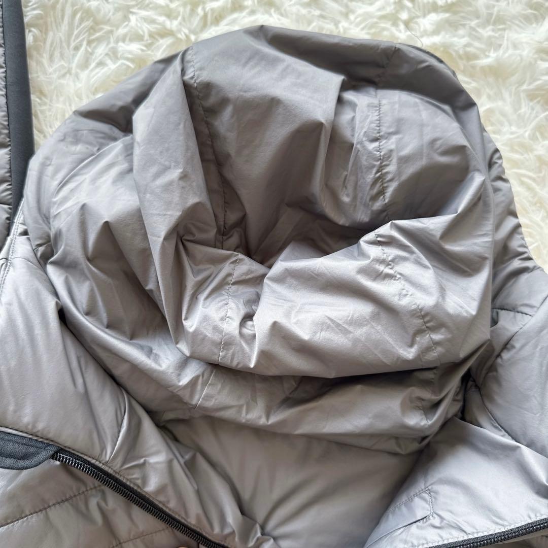 ✨未使用✨DESCENTE デサント AERO CAPSULE ダウンXL