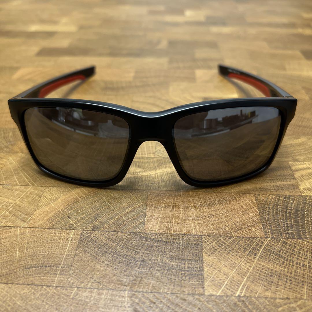 Oakley スポーツサングラス ブラック/レッド - メルカリ
