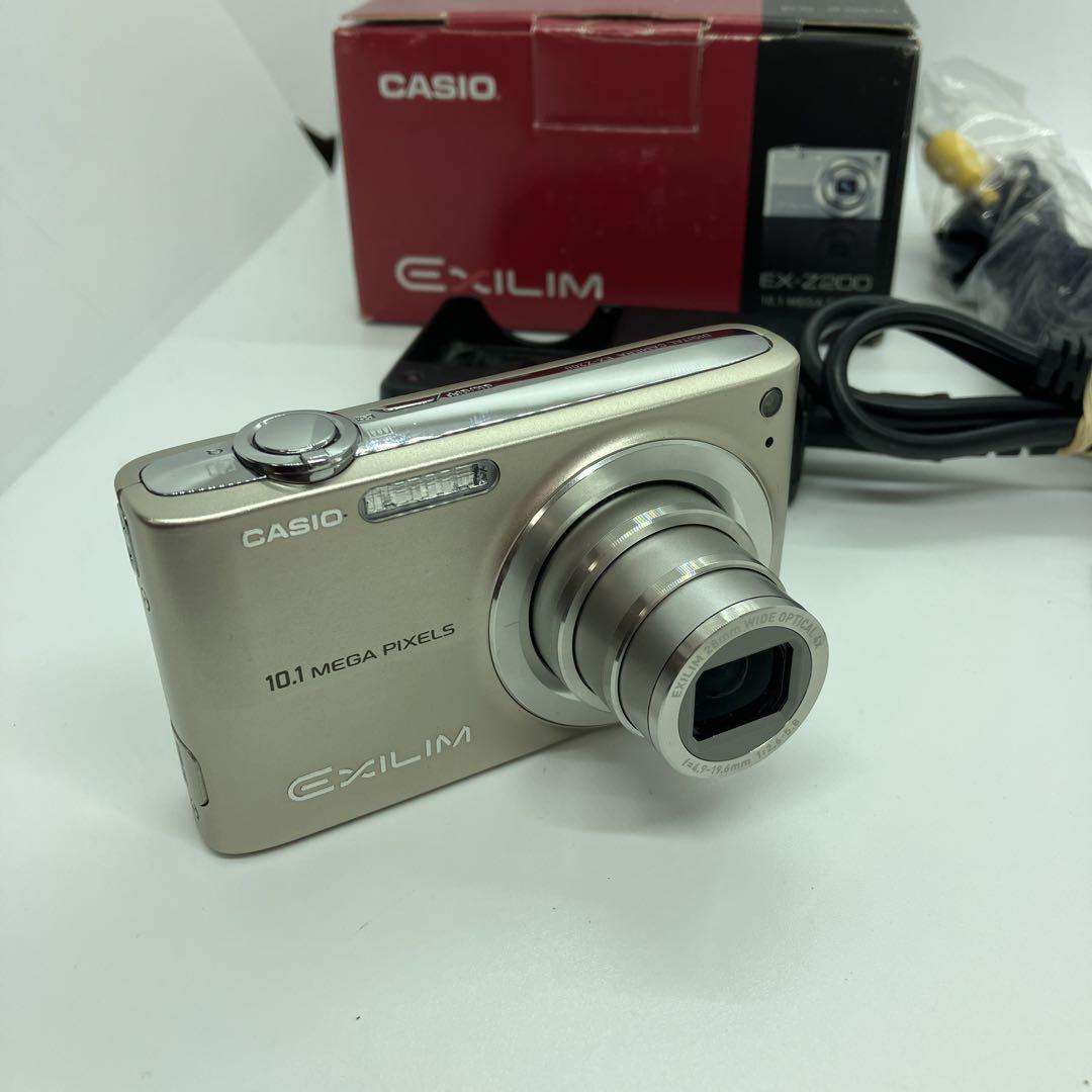 超美品 CASIO EXILIM ZOOM EX-Z200 デジカメ カメラ 超美品 CASIO EXILIM ZOOM EX-Z200 デジカメ カメラ