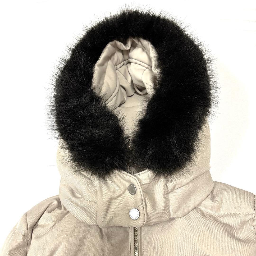 ナノユニバース 西川ダウン(R) サージロングダウン ホワイト フード付き ナノユニバース 西川ダウン(R) サージロングダウン ホワイト フード付き