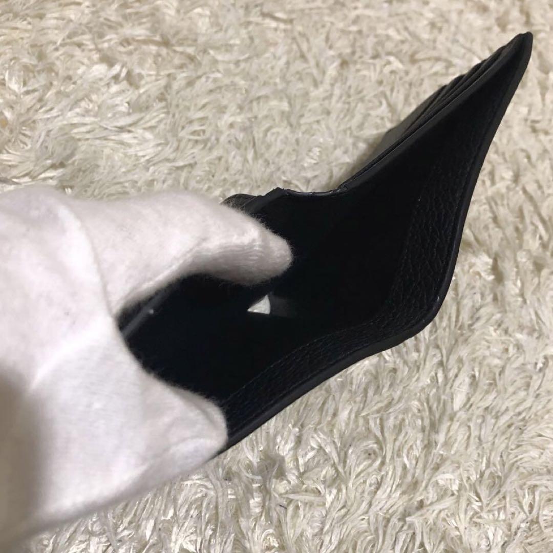 極美品☆トムフォード  レザー　二つ折り財布 ブラック メンズ