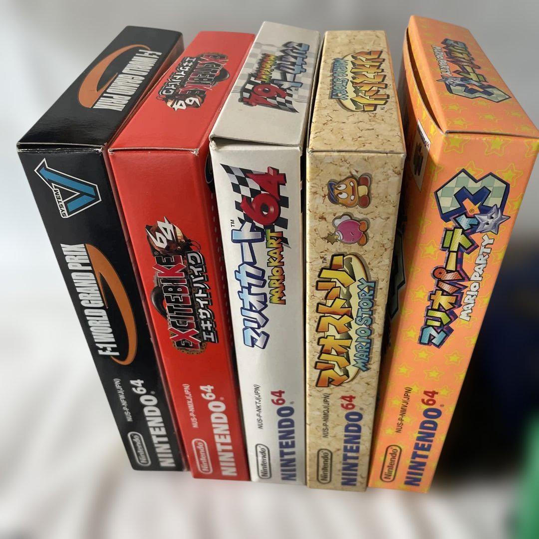本体とコントローラー4台