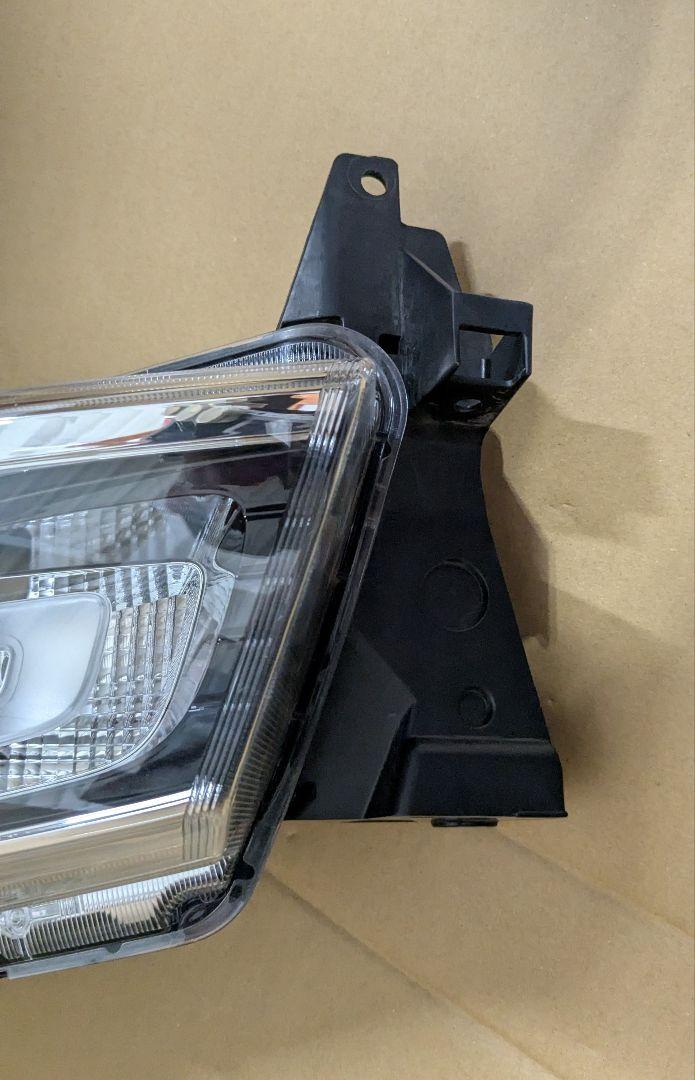 スズキ　ソリオヘッドランプAssy　左　MA36S