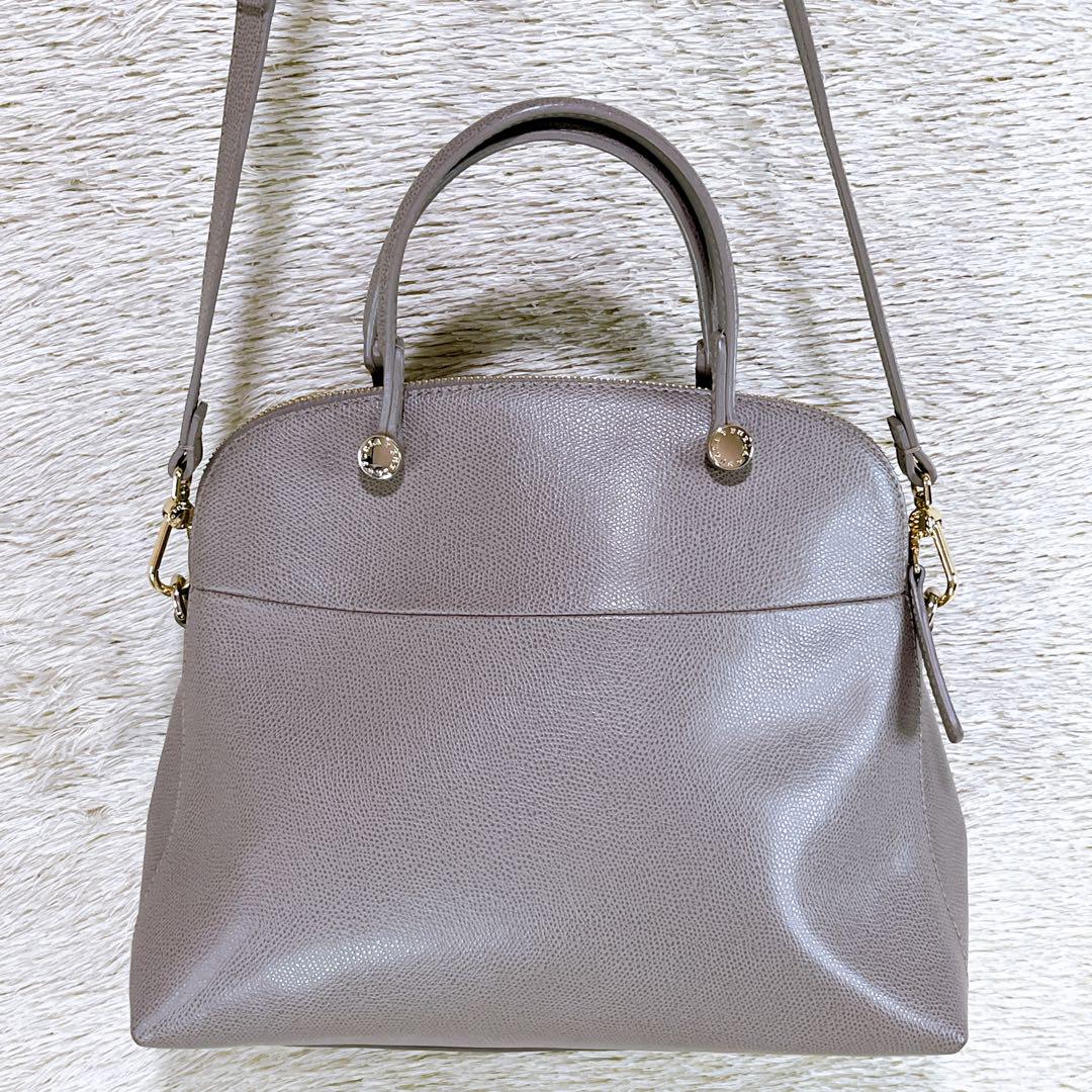 ✨極美品✨フルラ FURLA パイパー 2wayハンドバッグ 肩掛け 斜めがけ✧ ✨極美品✨フルラ FURLA パイパー 2wayハンドバッグ 肩掛け 斜