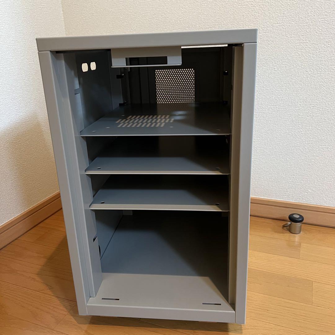 ネットワーク機器収納ボックス