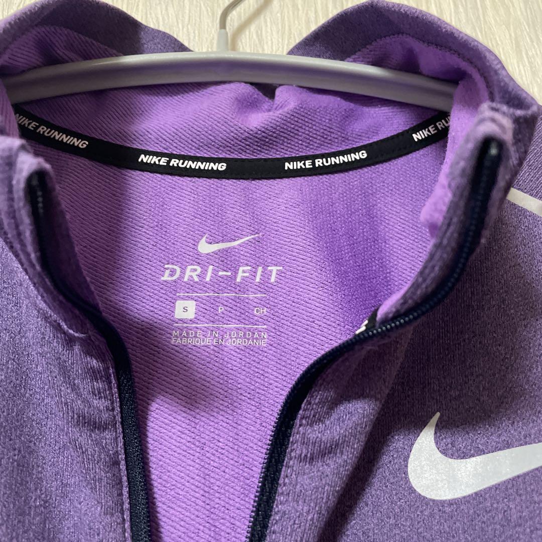 NIKE ジップジャケット