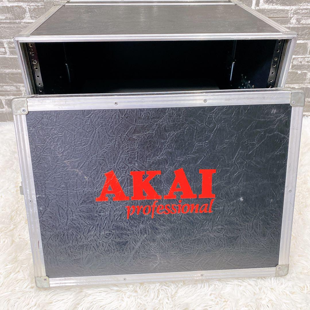 AKAI