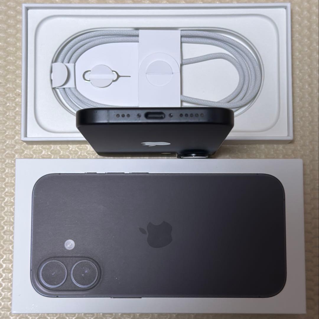 極美品！ iPhone16 256GB SIMフリー 本体 ブラック iphone16ケース