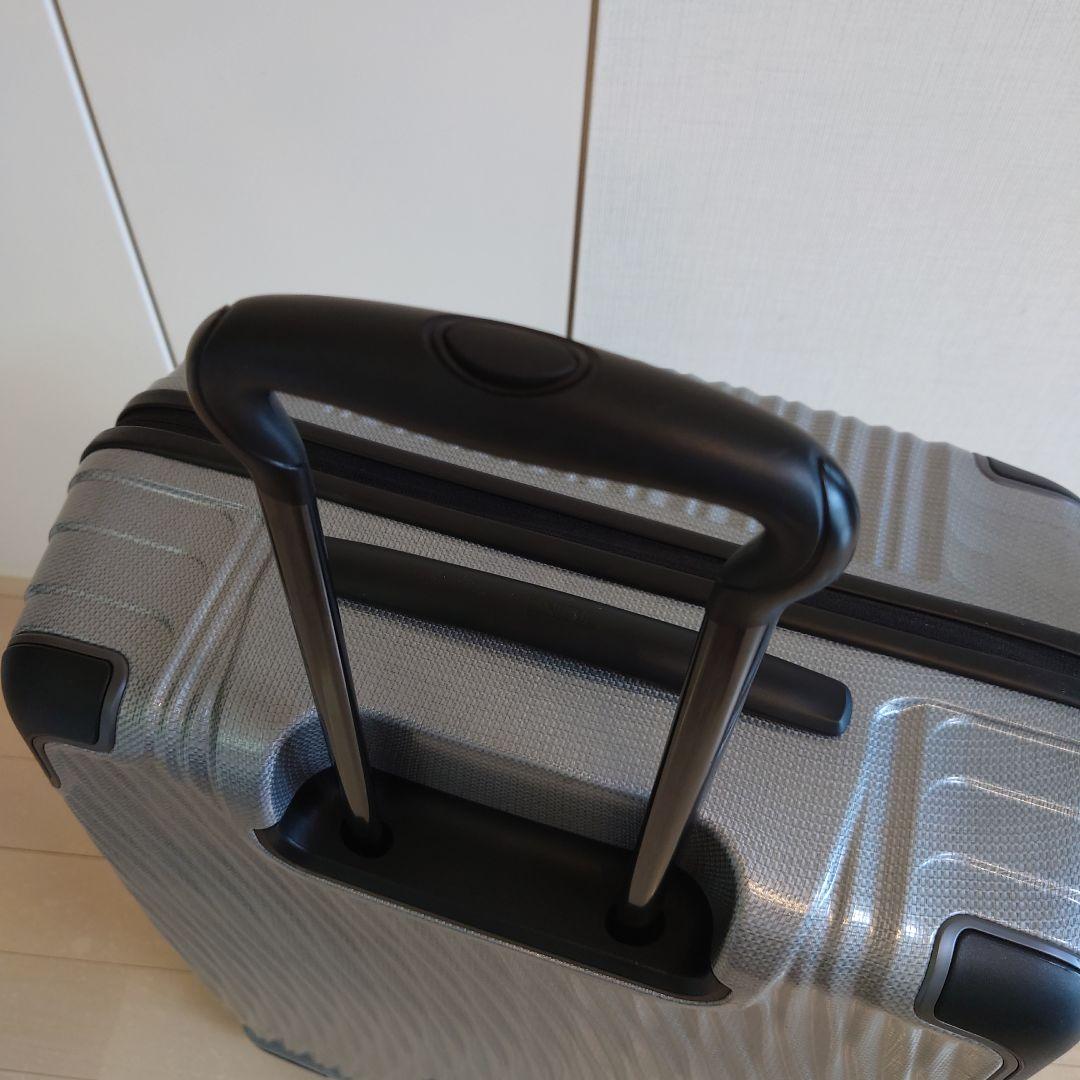 【ほぼ未使用】TUMI 287669SLV ラティチュード 96L スーツケース
