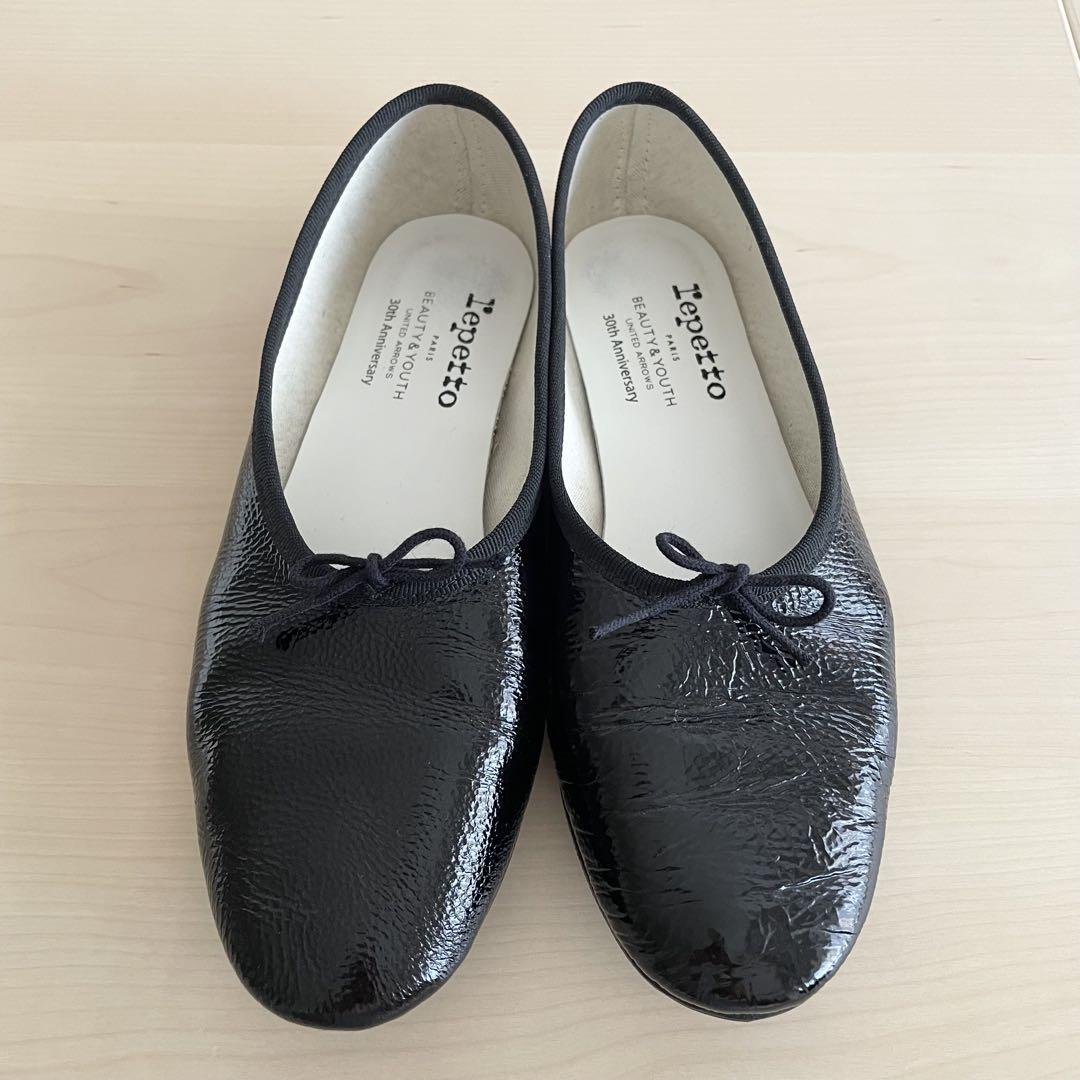 Repetto 黒エナメルバレエシューズ 黒 23cm 新品未使用 7/28まで出品】repetto 37 23cm 黒 バレエシューズ - メルカリ