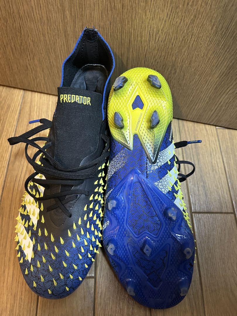 adidas Predator サッカーシューズ