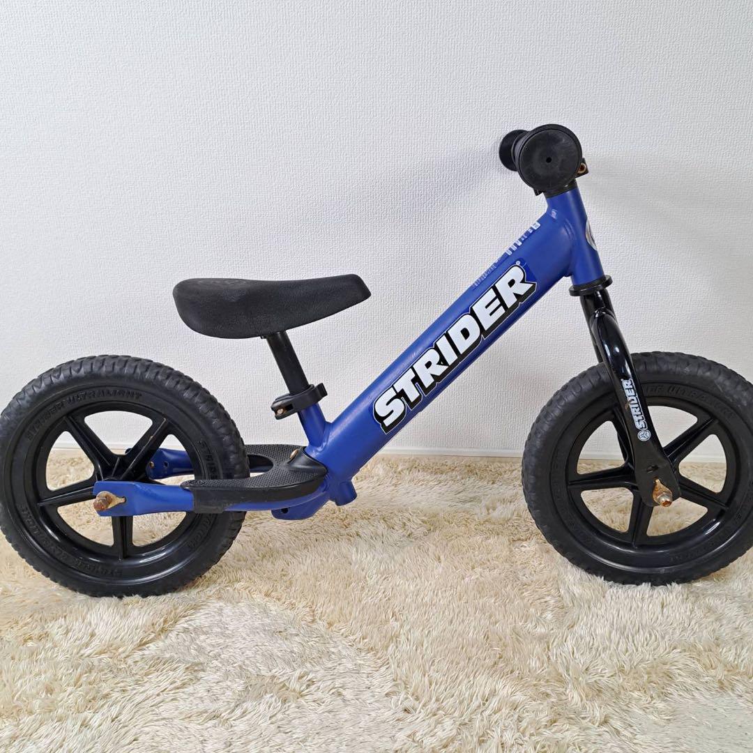 正規品　ストライダー　スポーツモデル　12インチ　ブルー