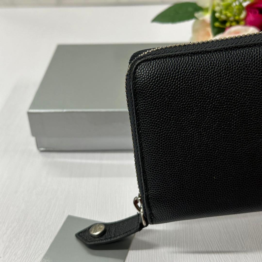 新品同様‼️ 現行 ヴィヴィアンウエストウッド 財布 長財布 ラウンドファスナー 新品同様‼️ 現行 ヴィヴィアンウエストウッド 財布 長財布 ラウンドファスナー