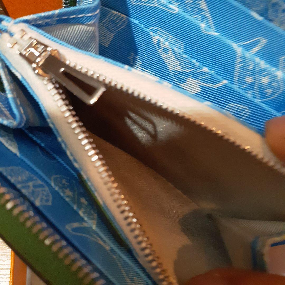 HERMES シルクインコンパクト