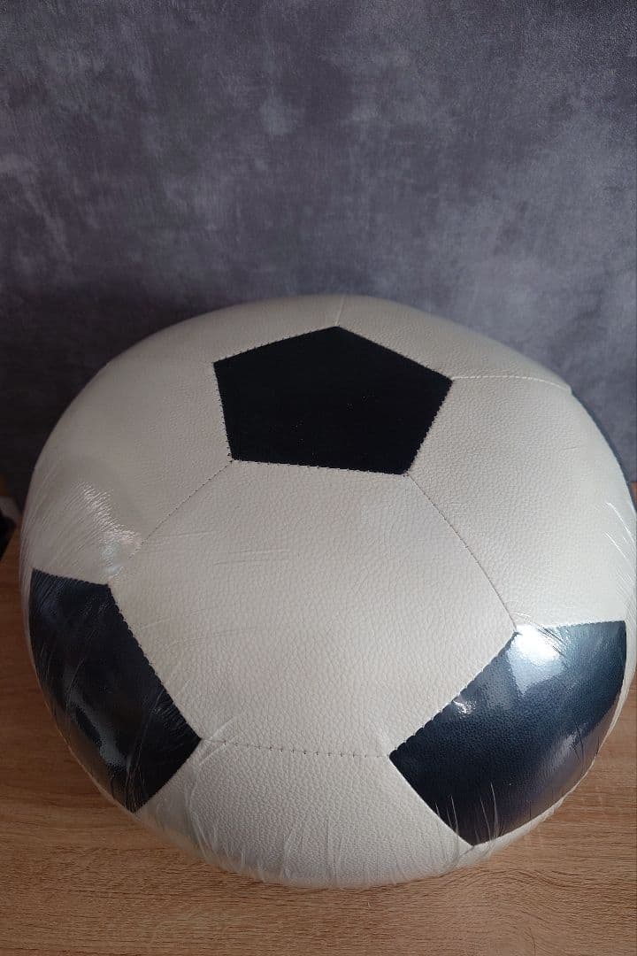 サッカーボール　椅子　ボール型スツール　キッズチェア　オブジェ　インテリア