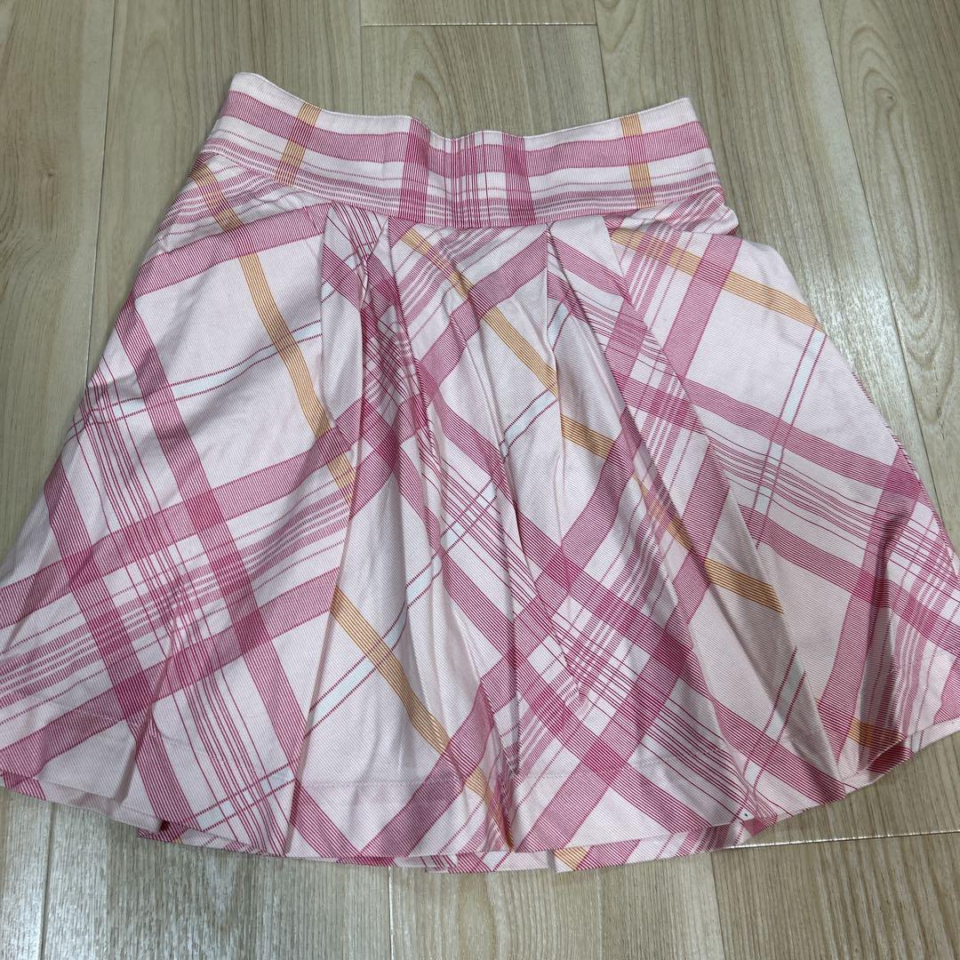 【新品未使用】BURBERRYスカート140サイズ