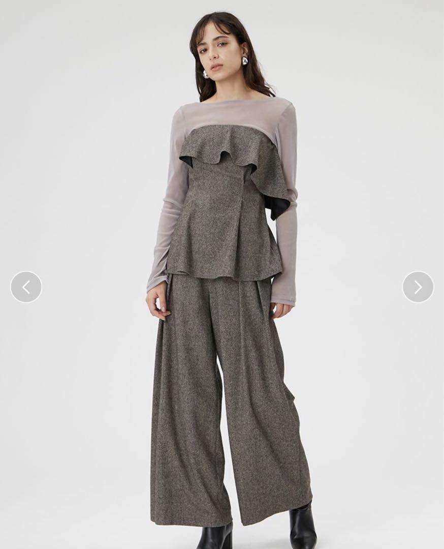 【美品】フレイアイディー　ラッフルフリルベアトップ