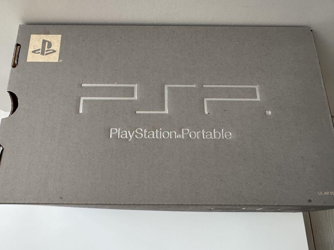 CRISIS CORE FF7 10th Anniversary Limited