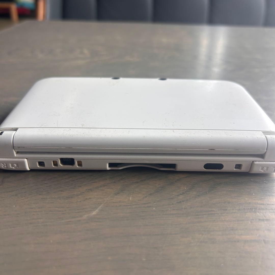 Nintendo 3DS LL ホワイ