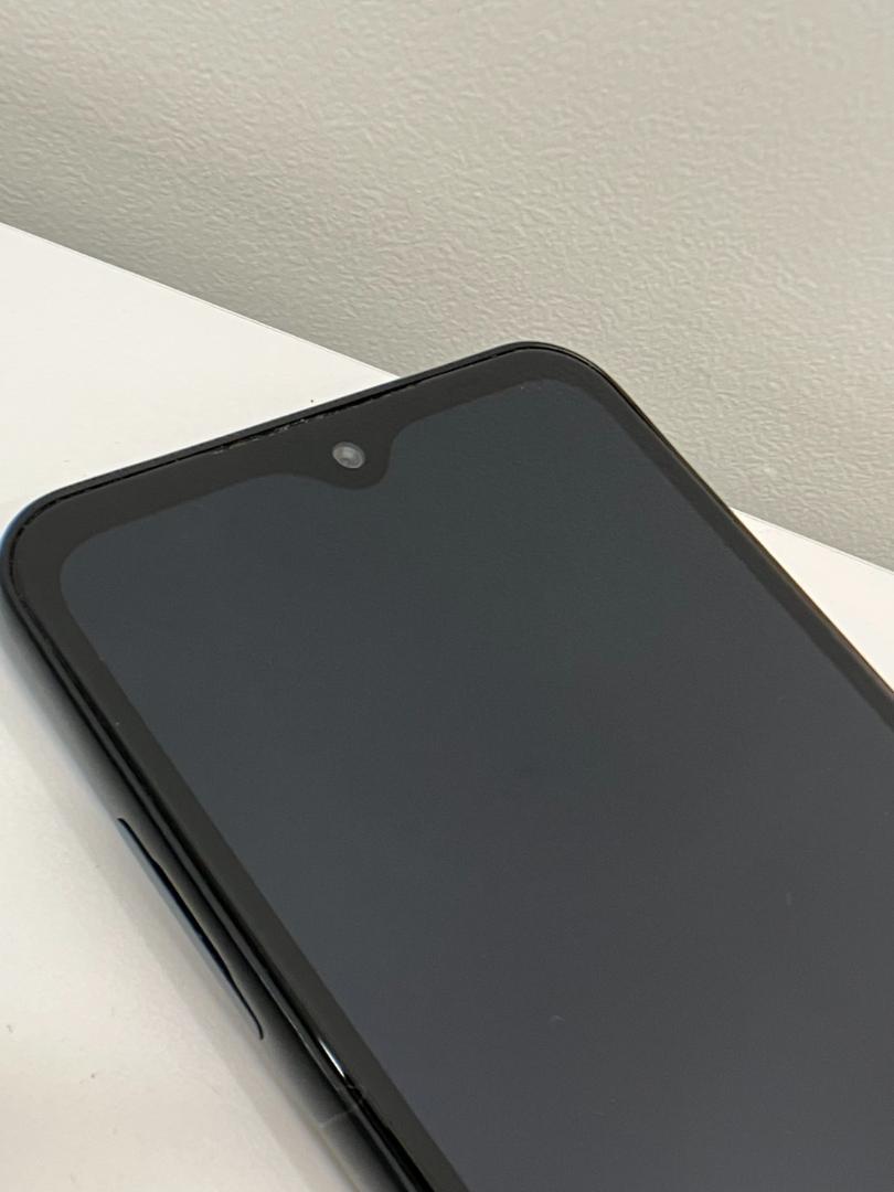 arrows We FCG01 au ブラック 64GB