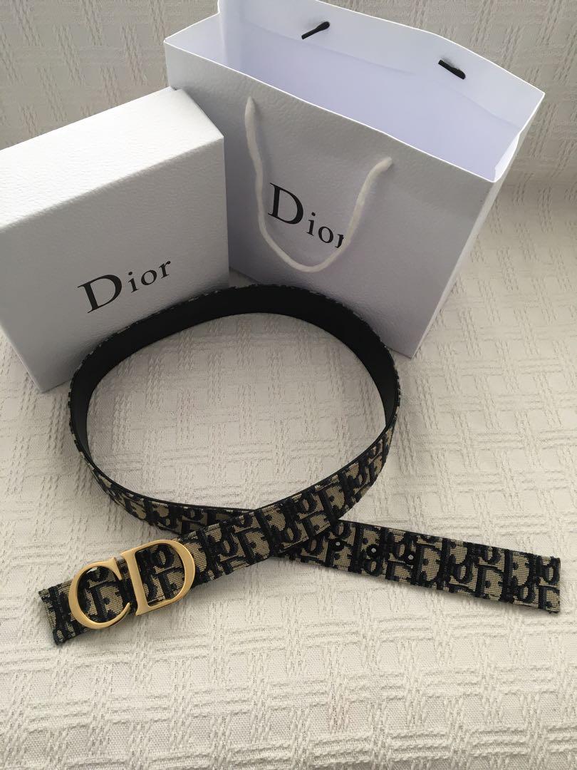 クリスチャンディオール/Dior　レザーベルト　黒　ゴールドロゴ　新品同様