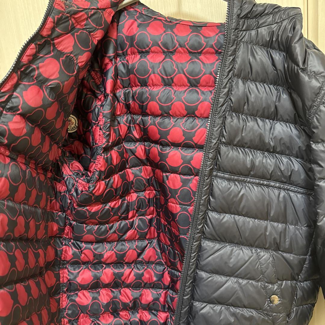Moncler フード付きダウンジャケット ブラック