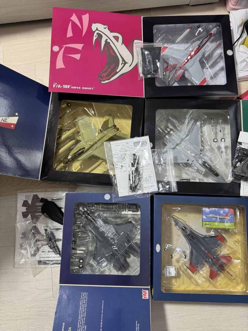 戦闘機21機セット1/72 1/200全てダイキャスト製で完成モデルになってます