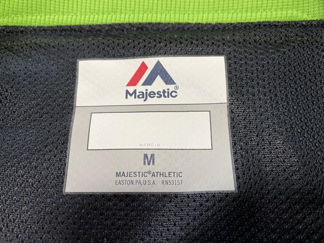 ヤクルトスワローズ　マジェスティック　Ｖジャン ハーフジップ